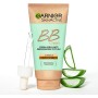 GARNIER C6605501 BB CREAM CLASSICA SKINACTIVE, PER PELLE UNIFORME E IDRATATA, LOOK NATURALE, ARRICCHITA CON ACIDO IALURONICO, ALOE VERA E PIGMENTI MINERALI, SPF 15, TONALITÀ: MEDIO-SCURA